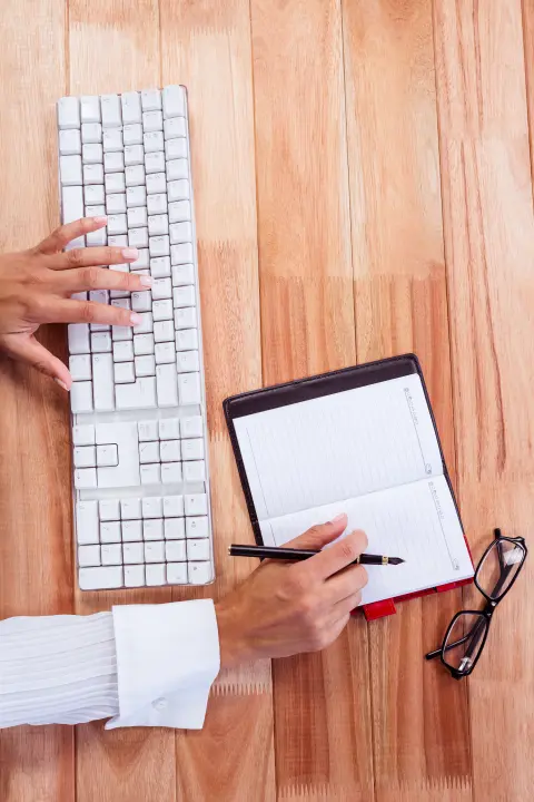 EasyVerify platform interface met Nederlandse documenten